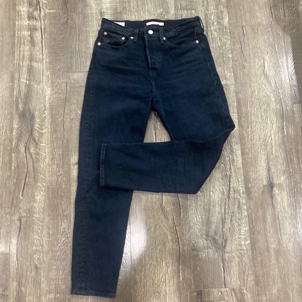 Levi’s wedgi jeans. Black size 27.